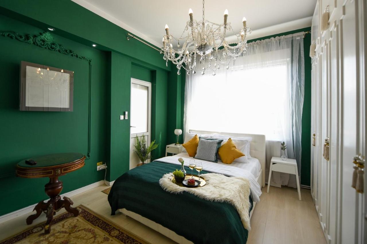 부쿠레슈티 Baroque Splendor: Breathtaking Views & Design 아파트 외부 사진