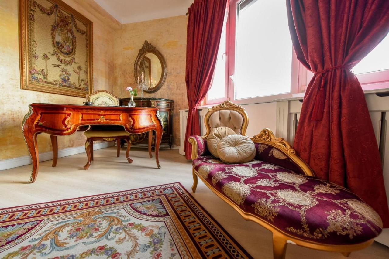 부쿠레슈티 Baroque Splendor: Breathtaking Views & Design 아파트 외부 사진