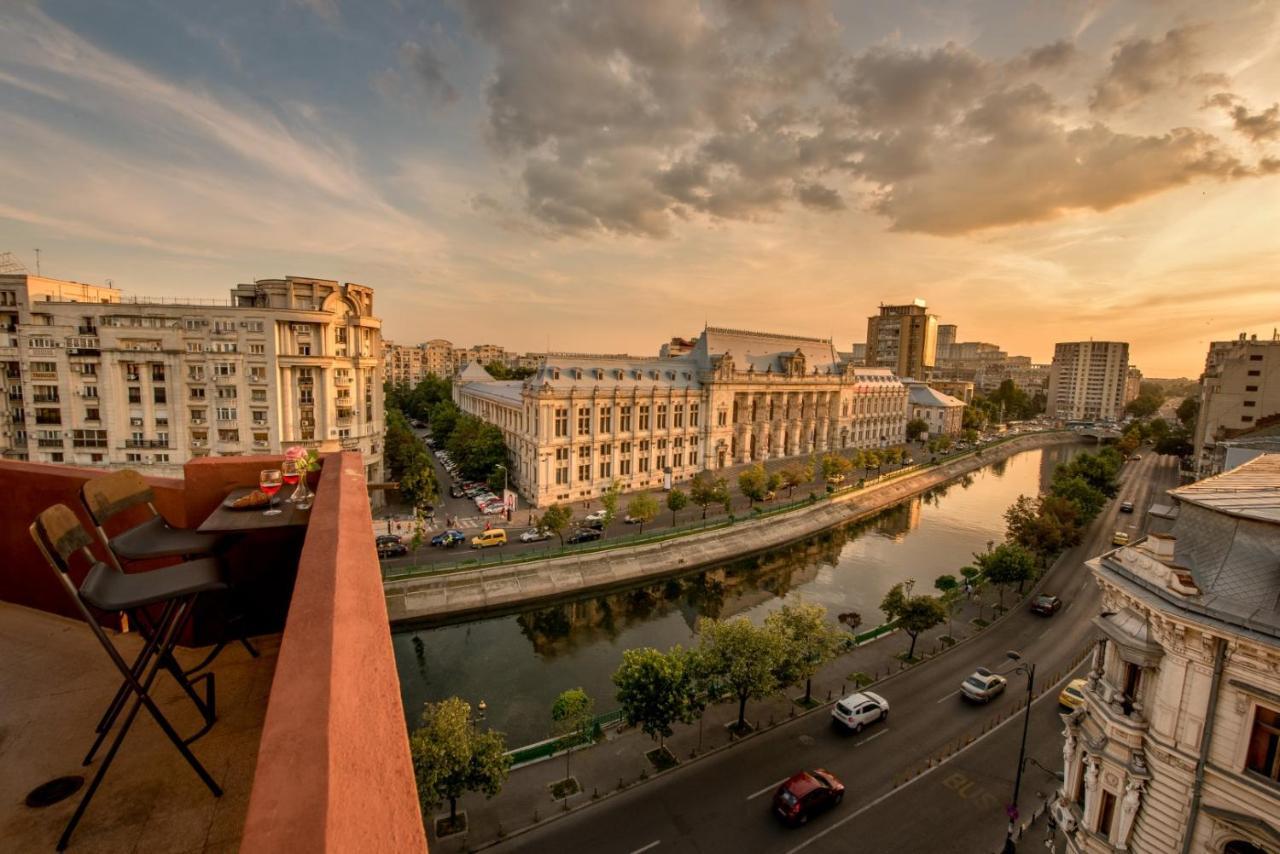 부쿠레슈티 Baroque Splendor: Breathtaking Views & Design 아파트 외부 사진